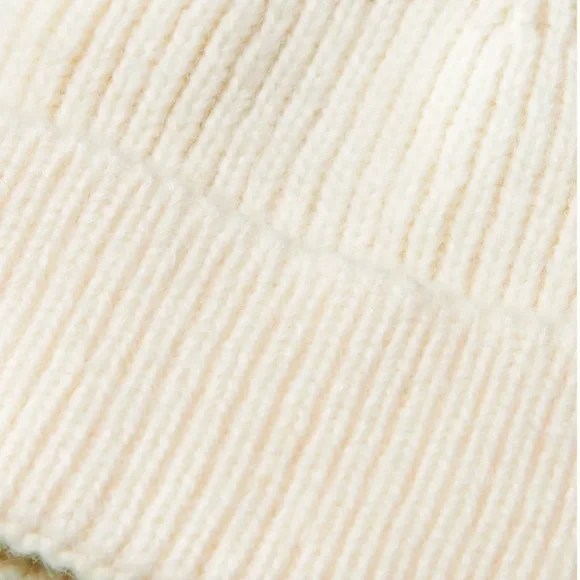 SOLD NWT Anthropologie Winter Hat Base INCLUDES 2 Interchangeable Poms - Picture 4 of 10